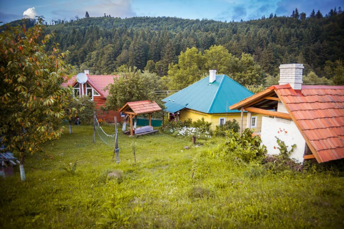 Sadyba Lukacha Guest House Zhdeniievo Exterior photo